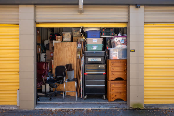 storage unit cleanout